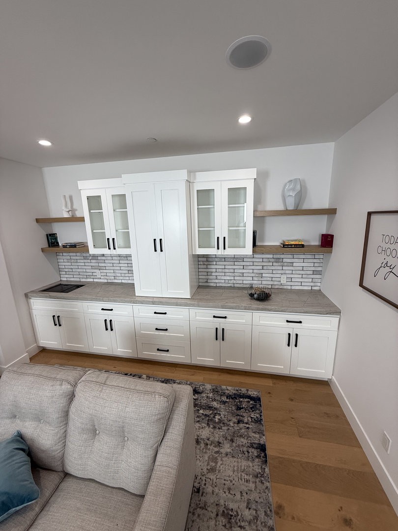 Cabinets construction