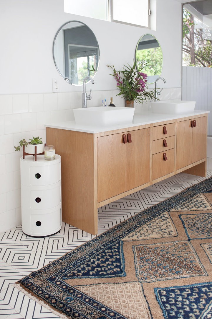 Cabinets construction